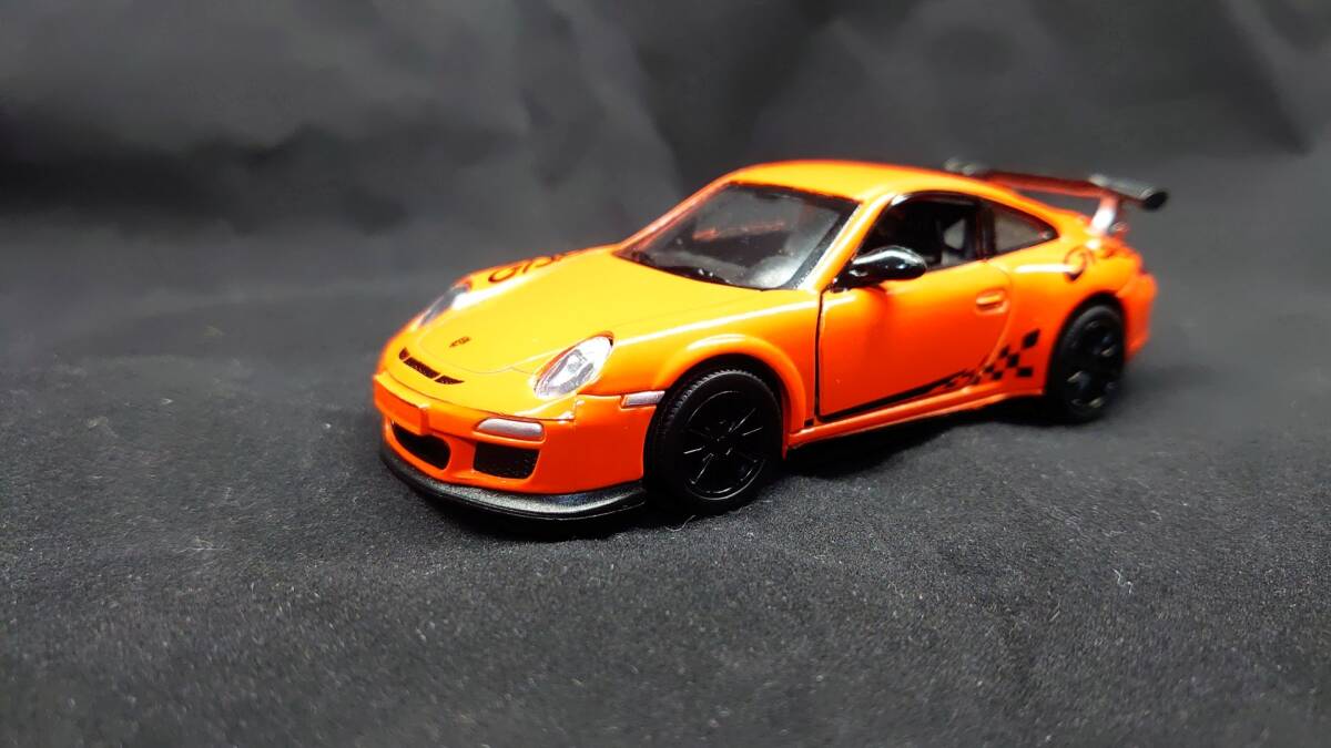 KiNSMART ポルシェ911GTS RS 2010 1/36 KT5352拍卖