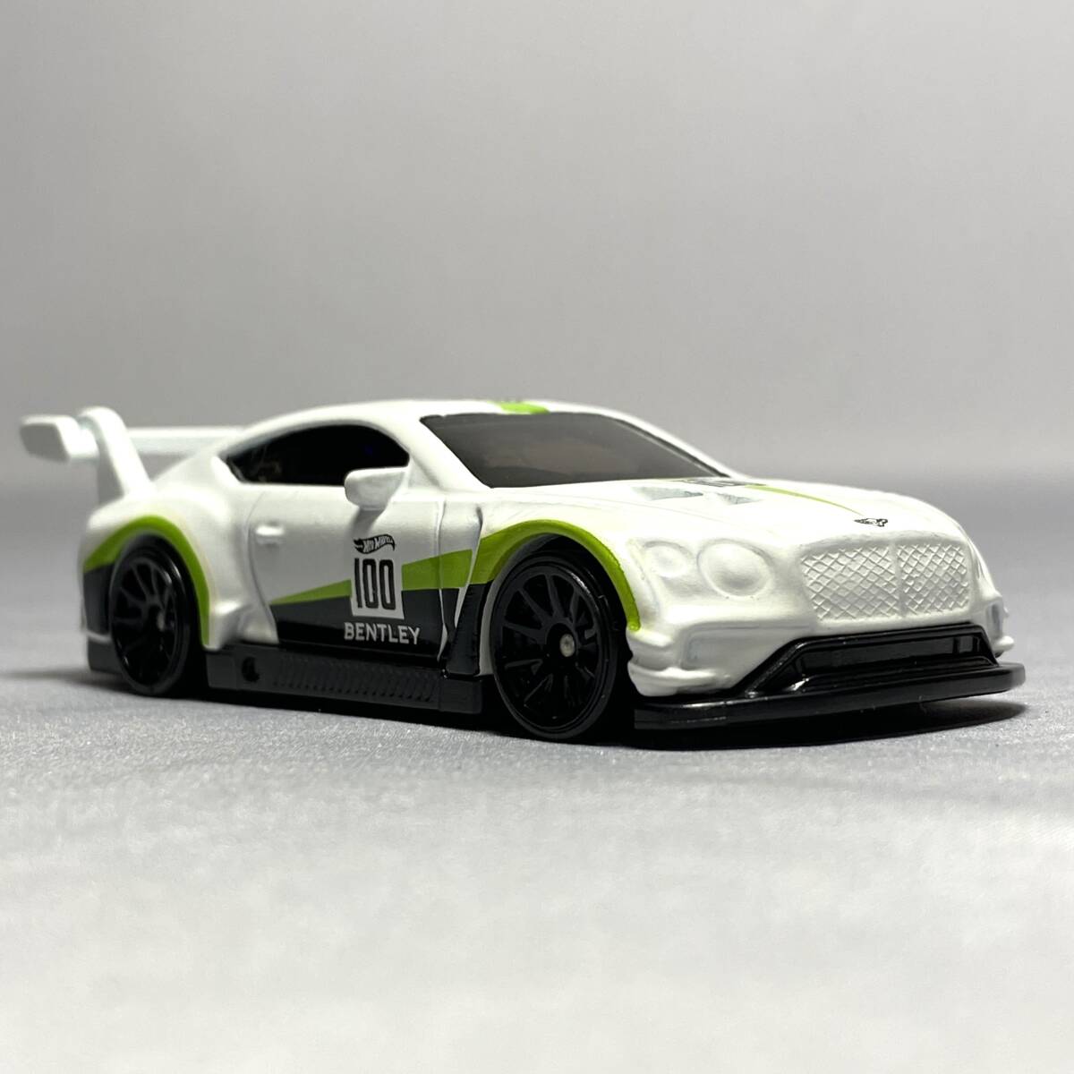 1/64 Hotwheels ★ 2018 BENTLEY CONTINENTAL GT3 ★ ホワイト ベントレー ルース拍卖