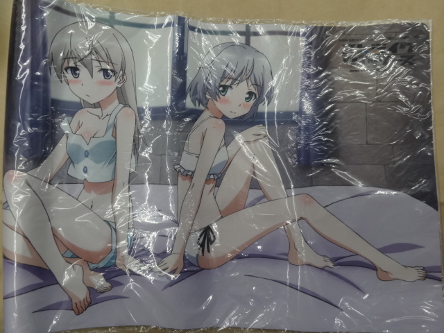 ストライクウィッチーズ ラバーマット プレイマット エイラ サーニャ拍卖