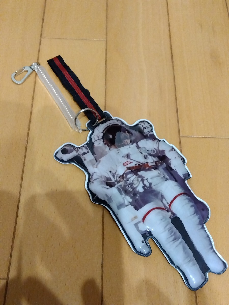 宇宙飛行士 パスケース ホルダー拍卖