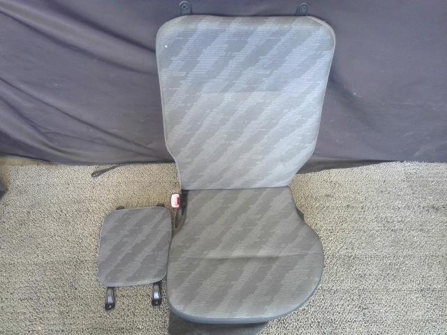 キャリィ EBD-DA63T アシスタントシート 85106-67H30拍卖