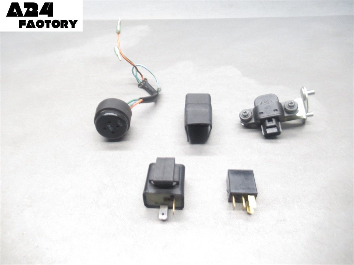 G1R7-0110 ホンダ スーパーカブ50カスタム Fi 実動 ウインカー スターター リレー 他 【AA01-175~ 4速セル付 動画有】拍卖