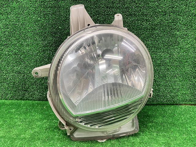 ダイハツ L550S/L560S ムーヴラテ 左ヘッドライト ハロゲン 100-51761 レベ付 241228214拍卖