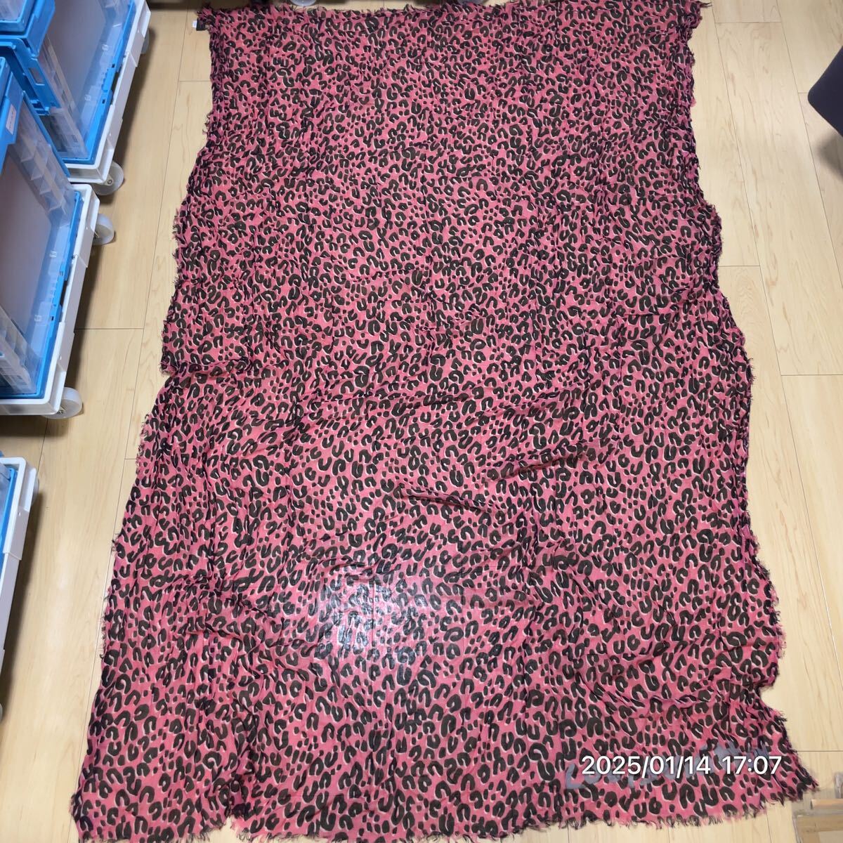 LOUIS VUITTON ルイヴィトン エトール レオパレード シルク×カシミア 大判 ストール ショール スカーフ 装飾品拍卖