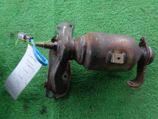 ムーヴ DBA-LA100S エキゾーストマニホールド/触媒 純正 センサー付拍卖