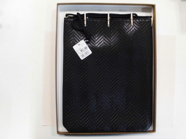 新品 INDEN-YA 230合切袋マチ付 No.3007 印傳屋上原勇七 黒地黒漆 180杉綾 店舗保管品 甲州印伝拍卖