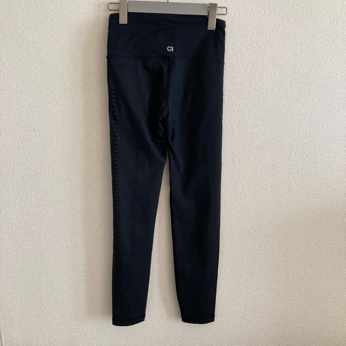 H&Mスキニーパンツ 32拍卖