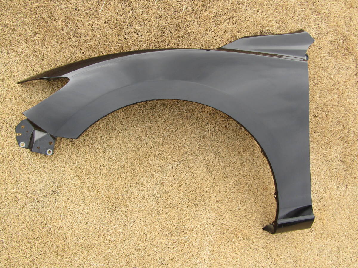 アテンザ セダン GJ系 純正 左 フロントフェンダー フェンダー ブラックパール ■■ 13012601拍卖