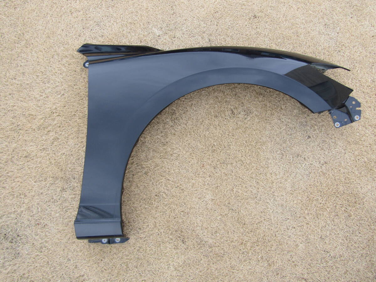 アテンザ セダン GJ系 純正 右 フロントフェンダー フェンダー ブラックパール ■■ 13012603拍卖