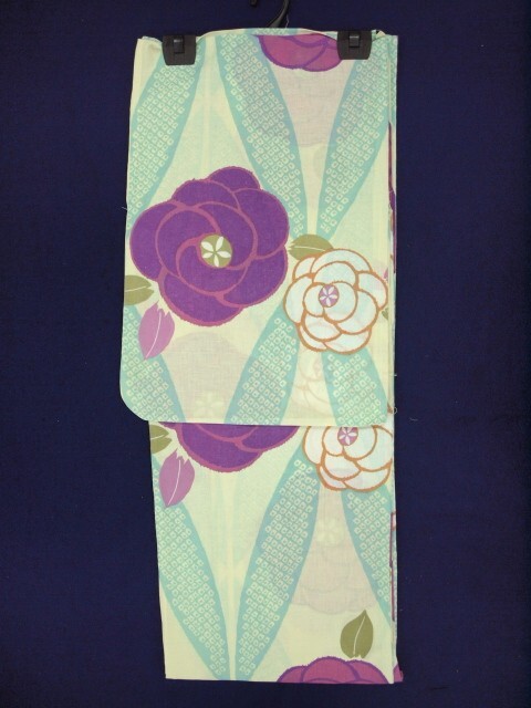 大幅値下げ 0959 お買い得 かわいい浴衣 アイボリー 花柄 (レターパック不可)拍卖