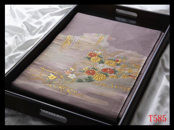 蔵【T585】厳選美品 秋草紋 鳩羽鼠色地 気品豊かに 正絹純金糸高級美術名古屋帯 ◇検◇簪着物袋帯和装小物帯締め拍卖