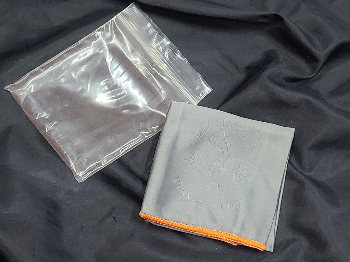 送料込■本物OMEGA時計用クロス未使用非売品■オメガシーマスター/スピードマスター拍卖