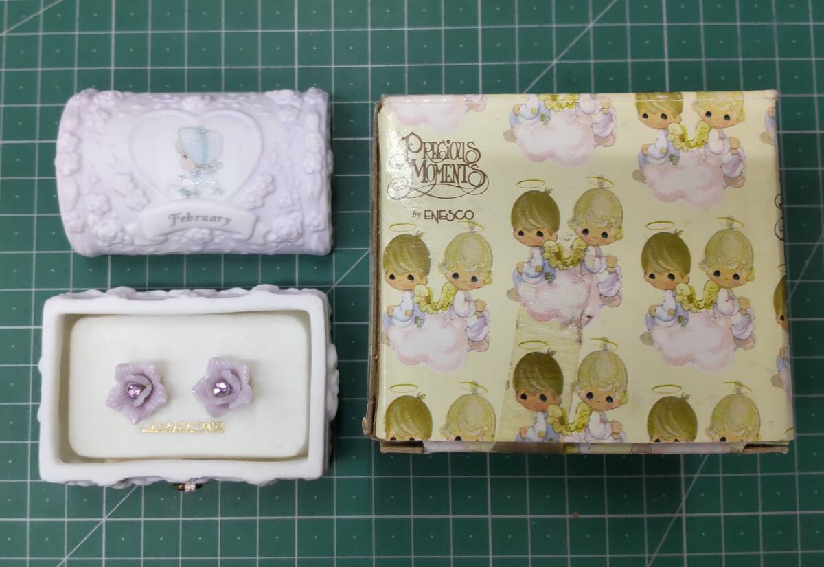 PRECIOUS MOMENTS プレシャスモーメント プレシャスモーメンツ 331139 ピアス February Hopechest with Earrings ENESCO●H4514拍卖