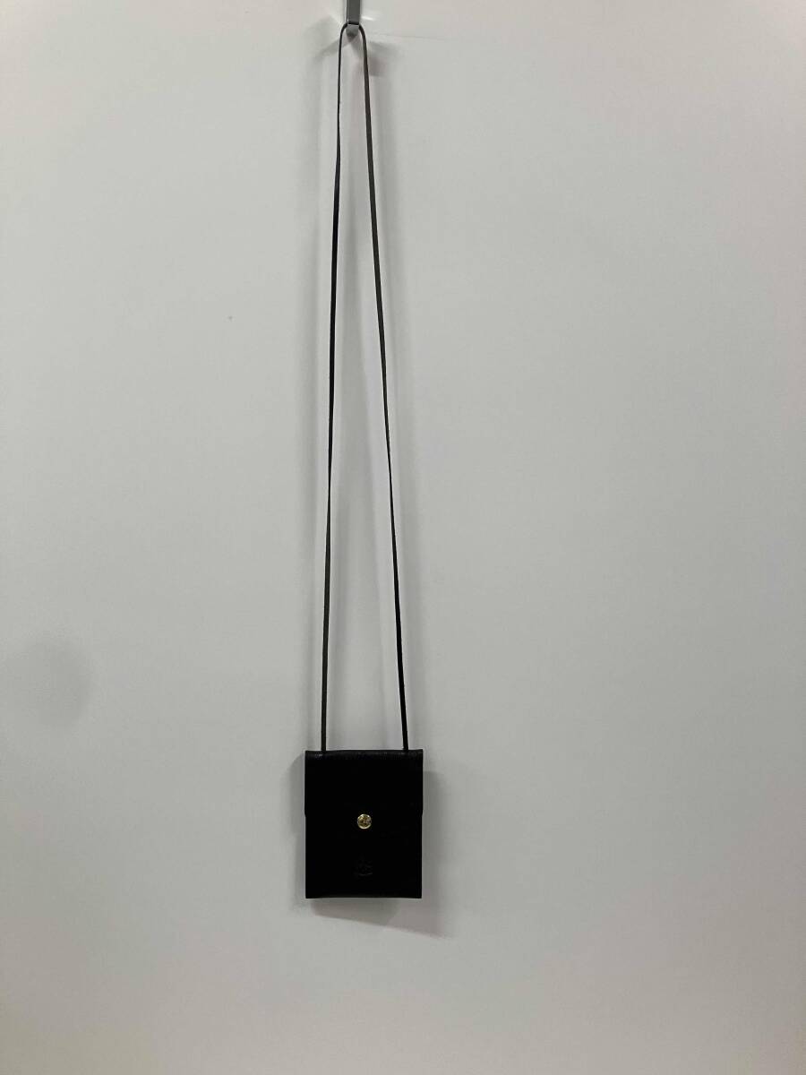 IL BISONTE イルビゾンテ ORIGINAL LEATHER サコッシュポーチ ショルダーバッグ ブラック拍卖