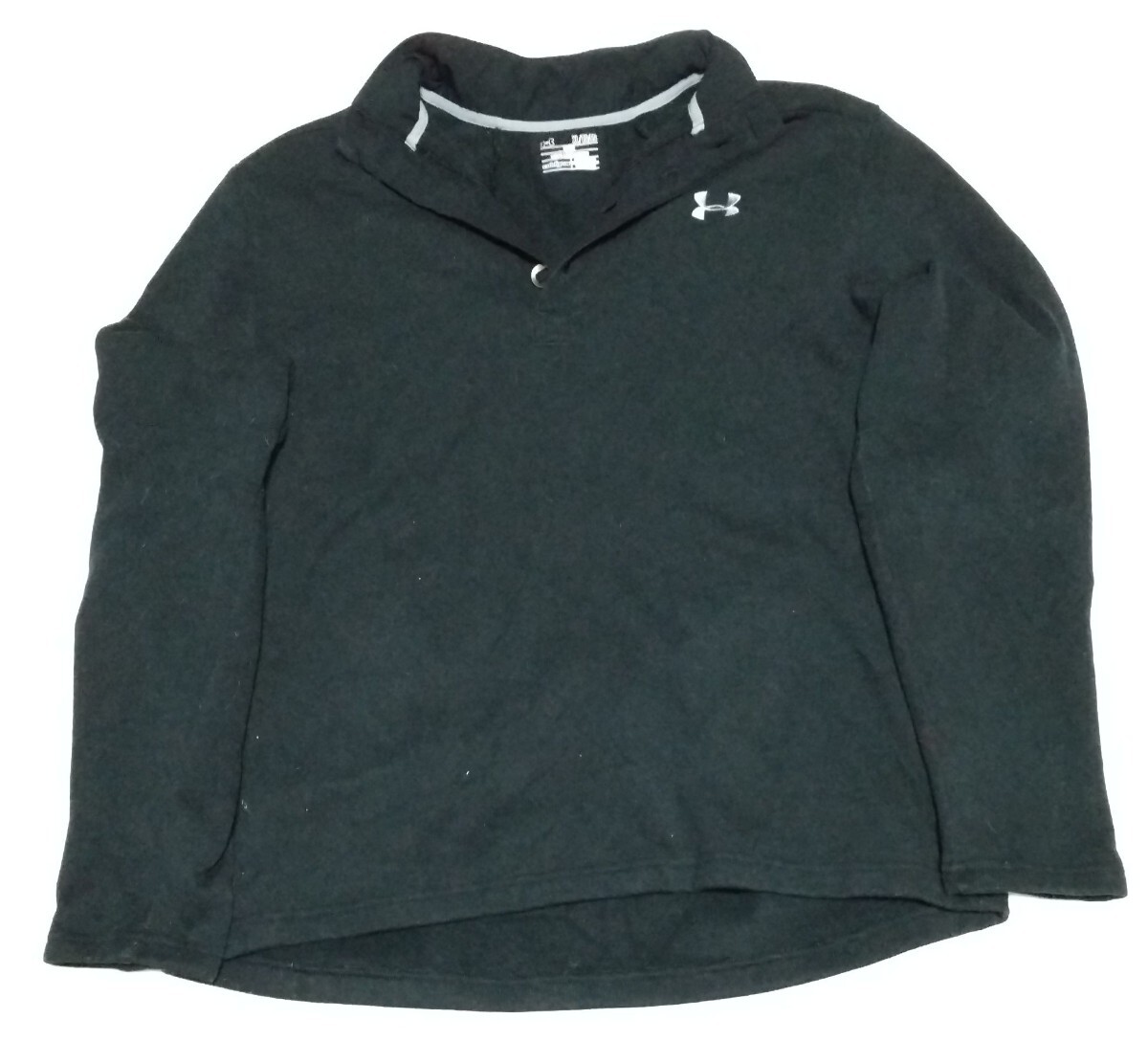 ☆UNDER ARMOUR サイズXL 5つボタン長袖フリースLOOSEスウェットCOLDGEARファッション上着スポーツ黒ブラックSTORMウェア アンダーアーマー拍卖