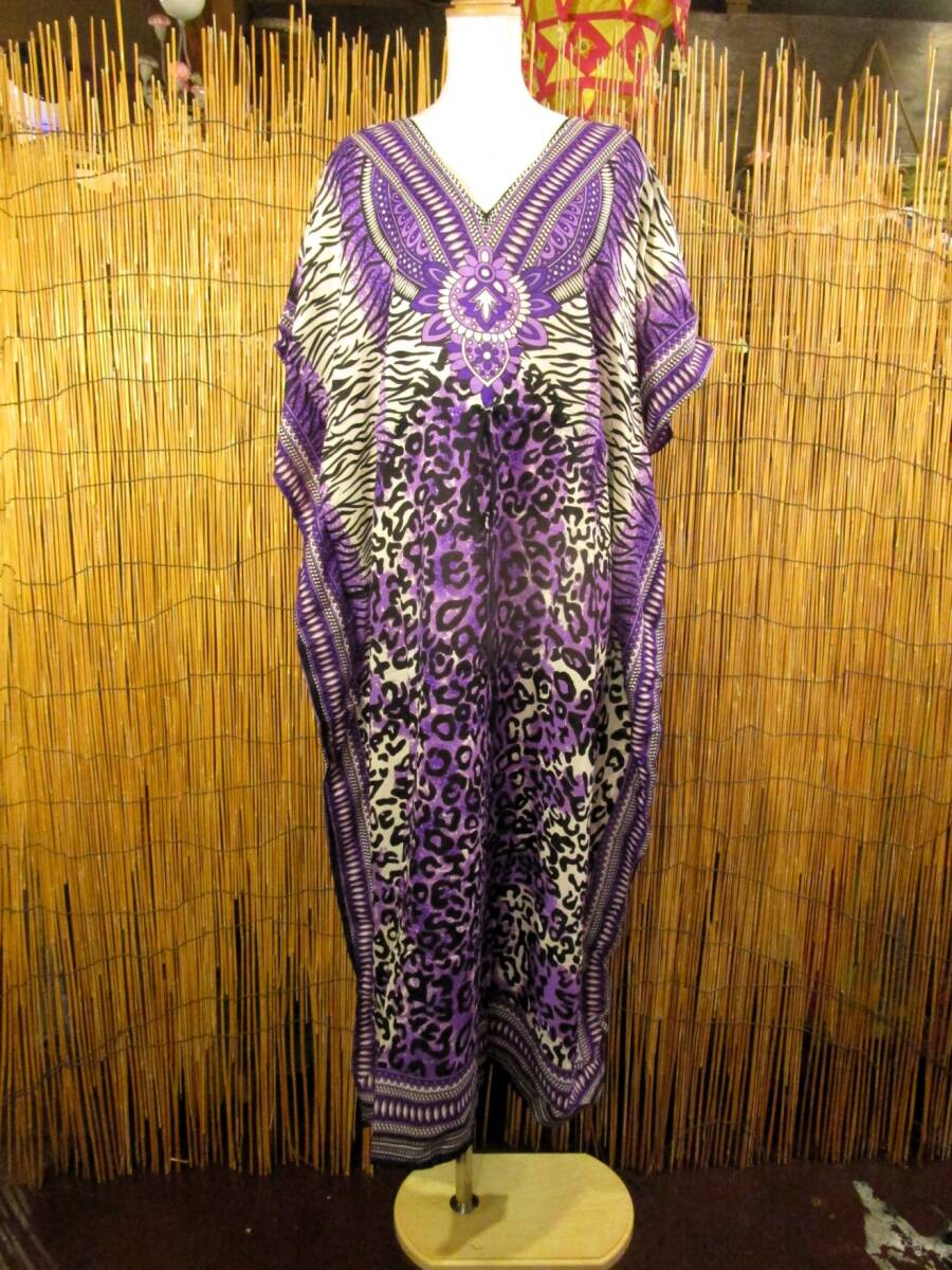 ②新品*薄手ビスコース素材*ゆったりサイズ *アニマル柄プリント*ガラベーヤ*ポンチョ風*マキシ丈*ワンピース*ベリーダンス拍卖