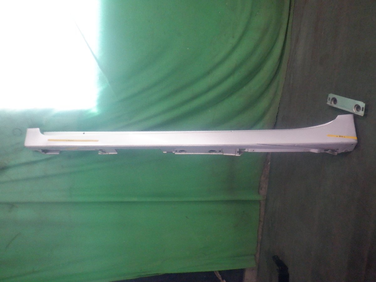 【個人宅発送不可】◇◇トヨタ プリウス ZVW30 純正 左サイドスポイラー 75860-47010 シルバー/1F7◇◇拍卖