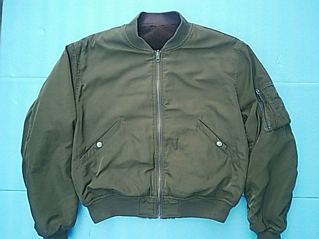 LOWRYS FARM★MA-1ジャケット■リバーシブル ボアジャケット ローリーズファーム■レディースMサイズ■ブルゾン フライトジャケット拍卖