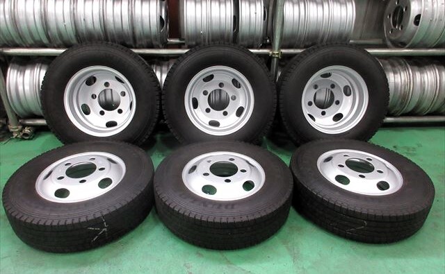 送料無料 スタッドレス 205/85R16 DUNLOP LT03M 三菱キャンター ふそう ローザ KWC16×5.5K 115-8 5穴 再塗装 6本セット拍卖