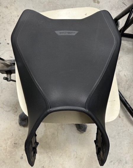 KTM790/890DUKEフロントシート中古拍卖