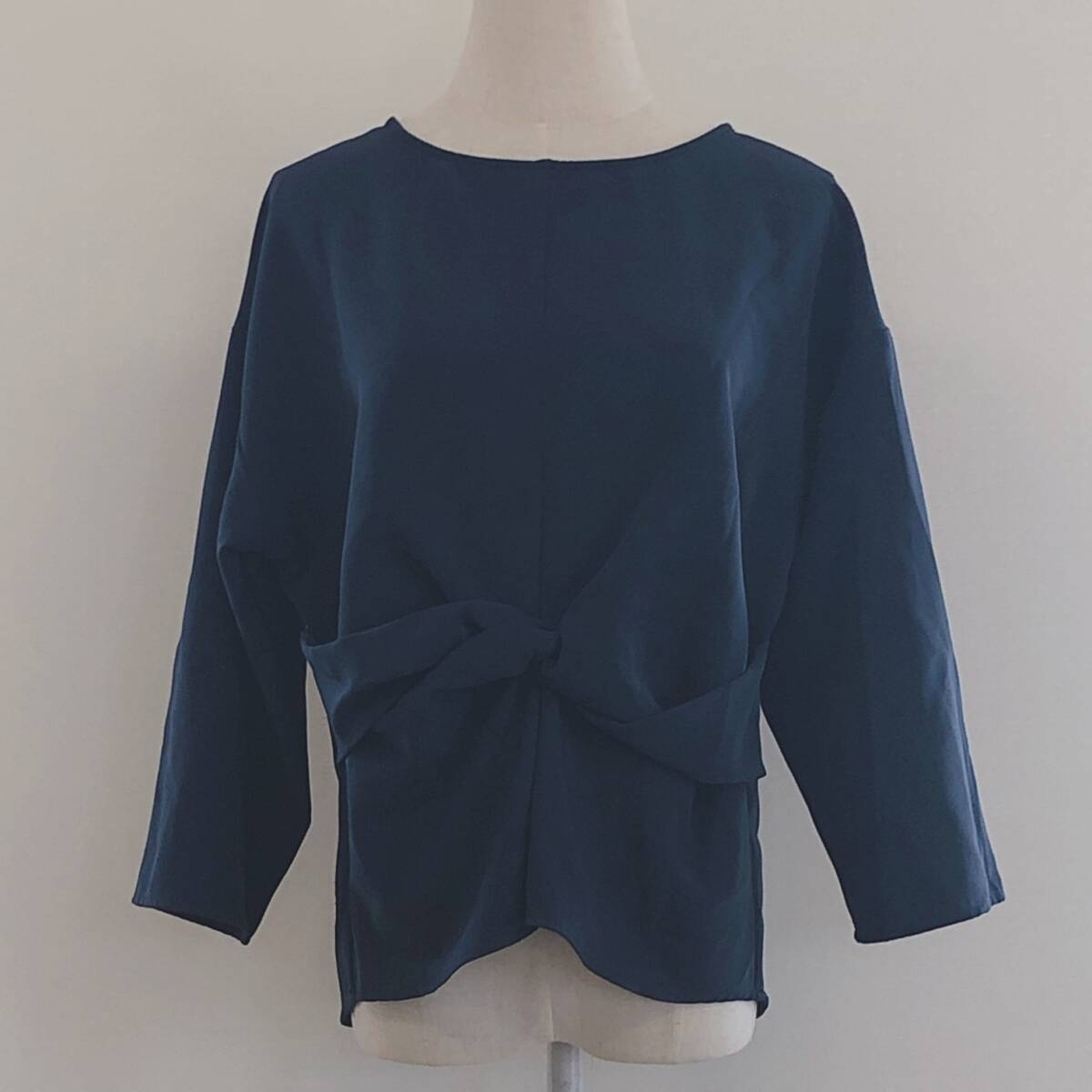 YX1024 ROPE PICNIC レディース トップス長袖 薄手 丸首 サイズ38 ネイビー 紺 シンプル オフィススタイル おしゃれ 春秋 デザイントップス拍卖