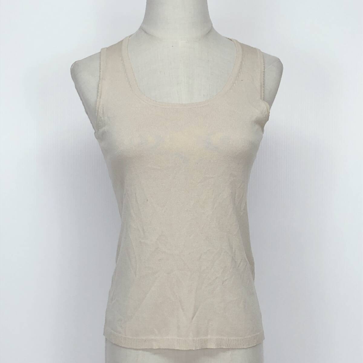 YX1204 I・n・e レディース トップス ニット 袖無し 薄手 伸縮性 アイボリー 綿素材含 シンプル カジュアル おしゃれ 涼しげ 夏拍卖