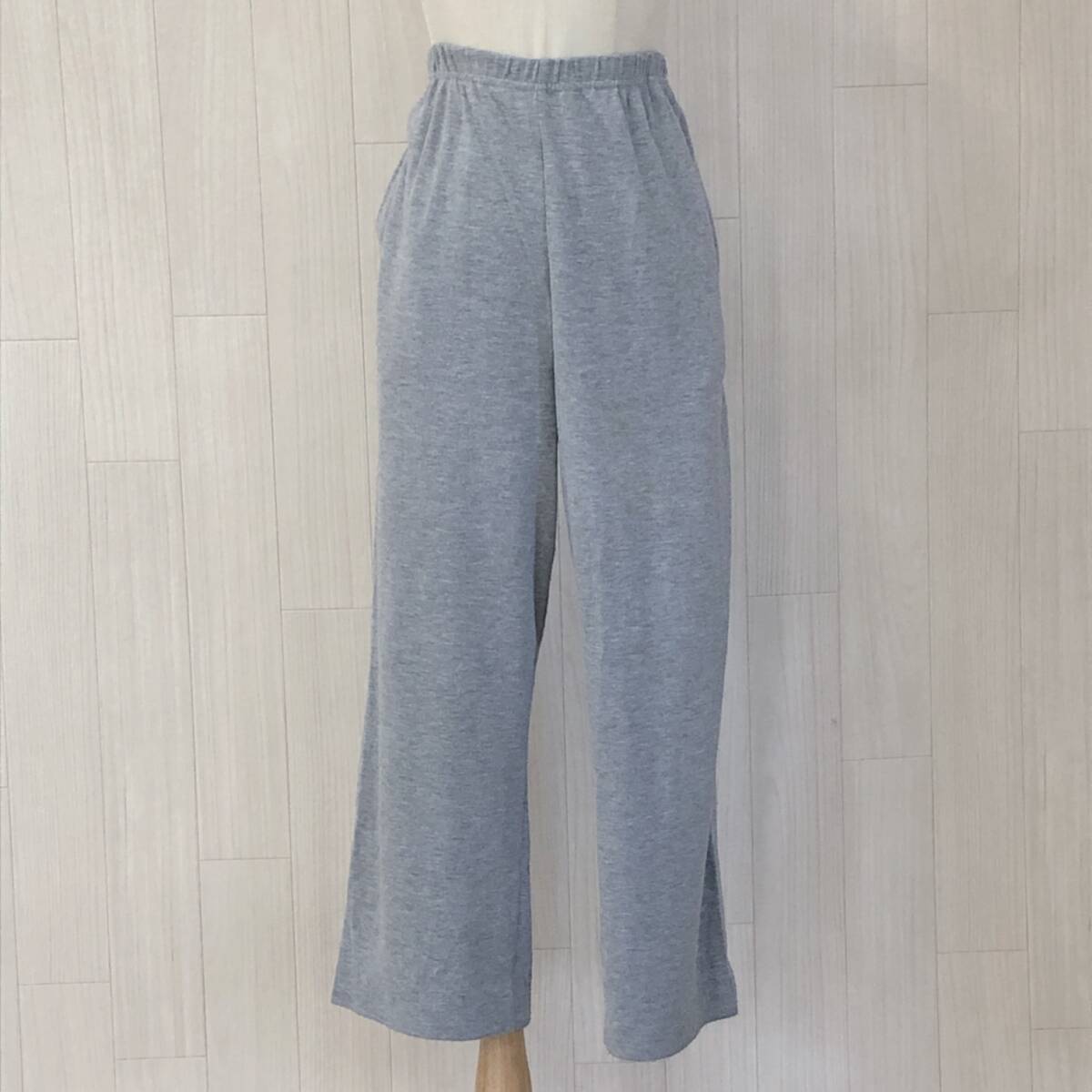 Y1685 UNIQLO レディース ボトムス スウェット ロング丈 厚手 伸縮性 ウエストゴム L 綿素材含 シンプル カジュアル おしゃれ 春秋冬 休日拍卖