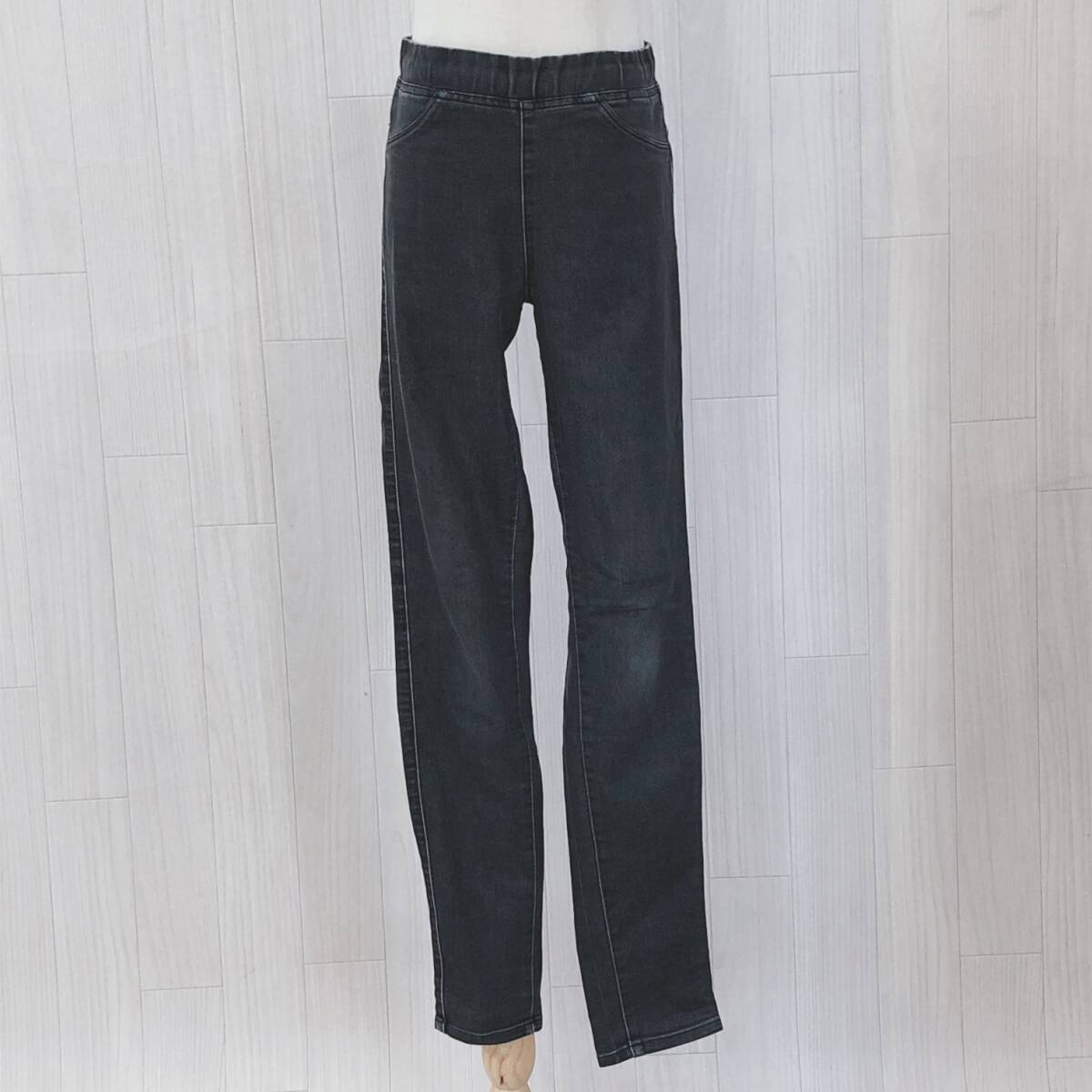 YX1405 美品 UNIQLO レディース ボトムス ロング丈 薄手 伸縮性 ウエスト紐付き M グレー 灰 綿素材含 シンプル カジュアル おしゃれ 春秋拍卖