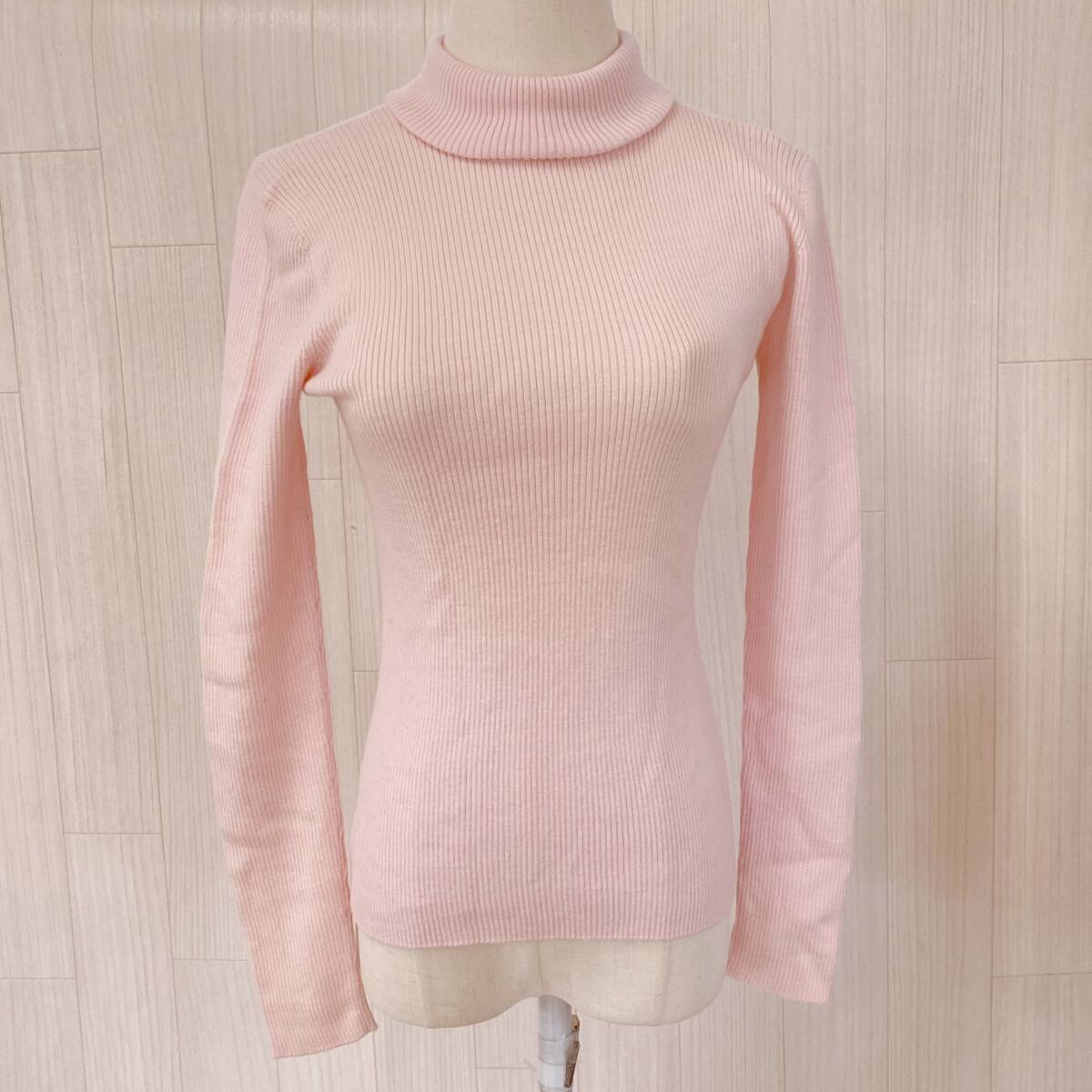 YX225 UNIQLO(ユニクロ) レディース トップス セーター 長袖 タートルネック 伸縮性 Lサイズ 桃 無地毛100%ウールマークあたたかシンプル拍卖