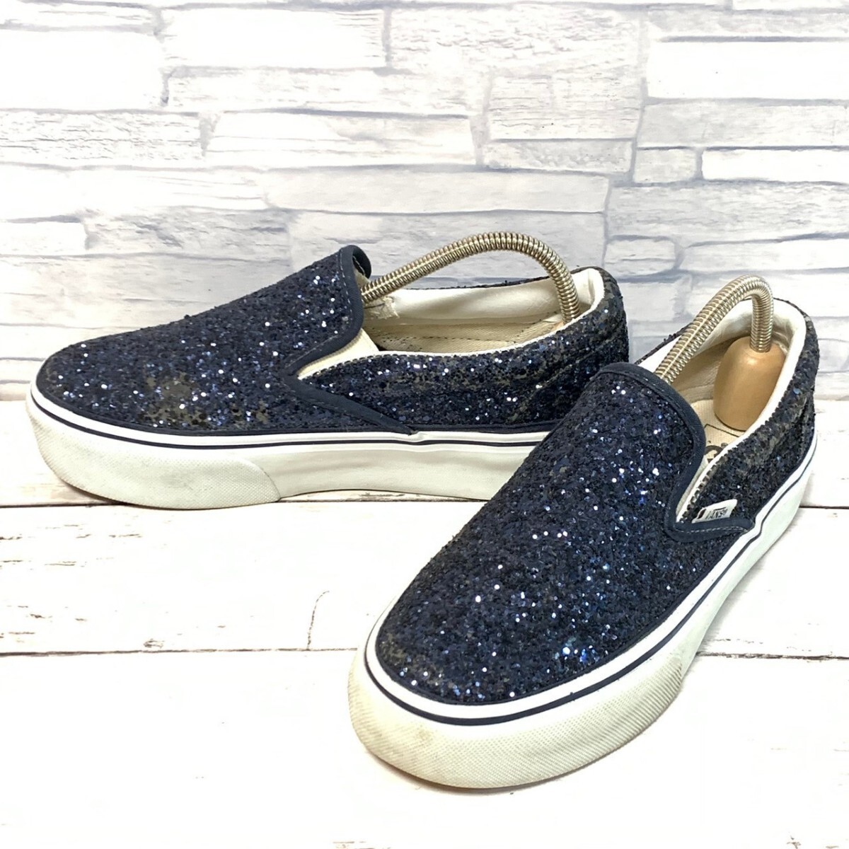 R7767bL VANS バンズ SLIP ON THICK スリッポンシック ローカットスニーカー グリッターラメ ネイビー 23cm V98THICK CHLT ヴァンズ拍卖