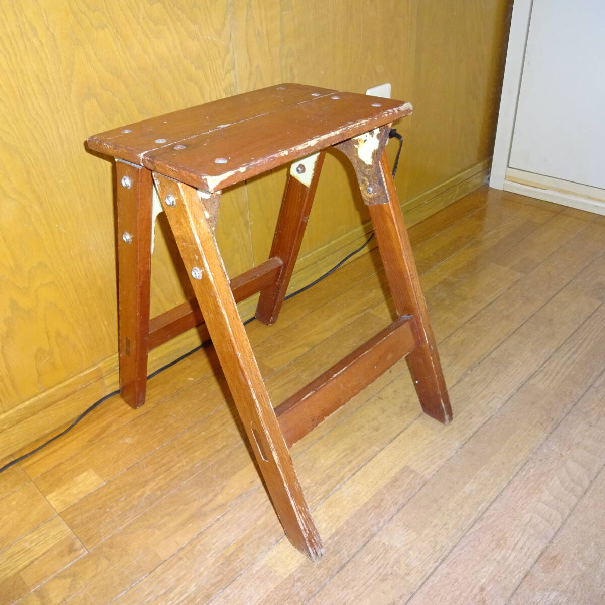 ステップスツール レトロ 簡易スツール 木製ステップスツール 花台 ヴィンテージ拍卖