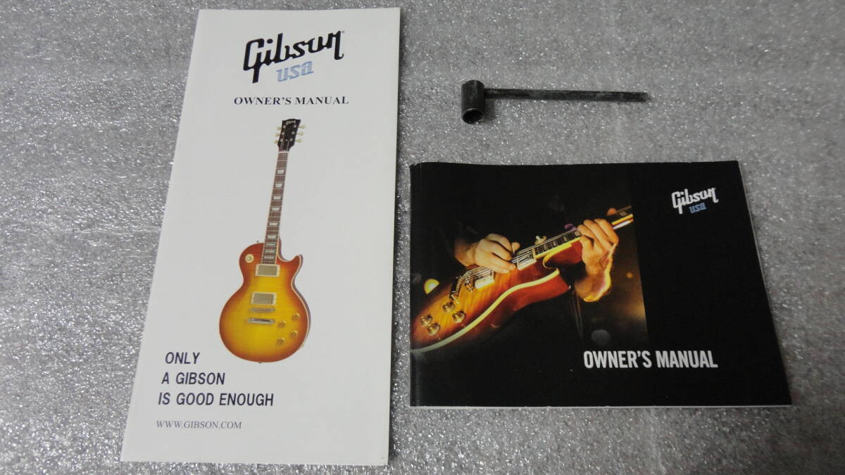 GIBSON ギブソン 2008オーナーズマニュアル2部 と おまけ 拍卖