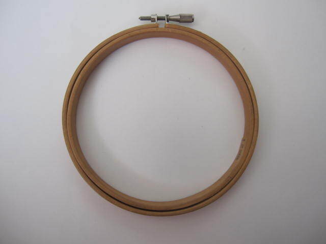 新品 未使用 手芸用品 木枠 刺繍枠15cm 刺繍フープ 刺繍ツール クロスステッチ枠 円形刺しゅう枠 刺繍道具 拍卖