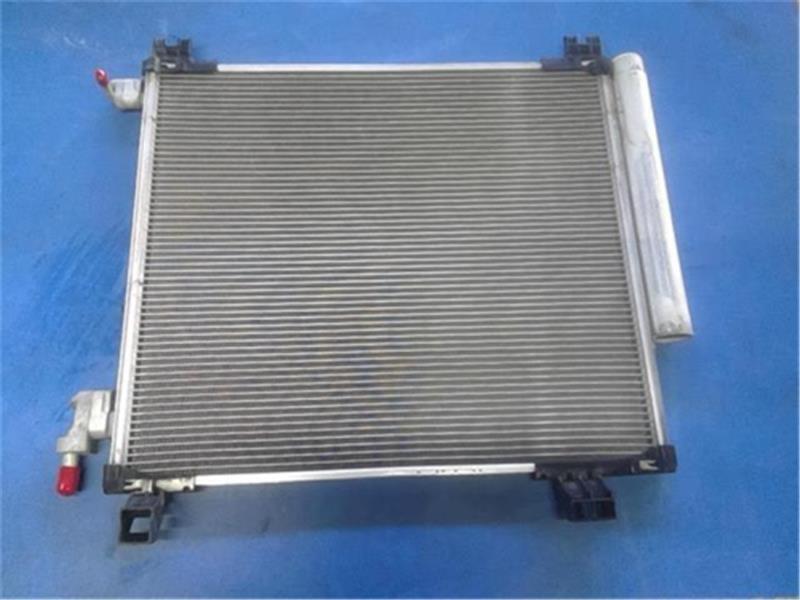 トヨタ 純正 IQ 《 KGJ10 》 コンデンサー 88460-74010 P61000-24007049拍卖