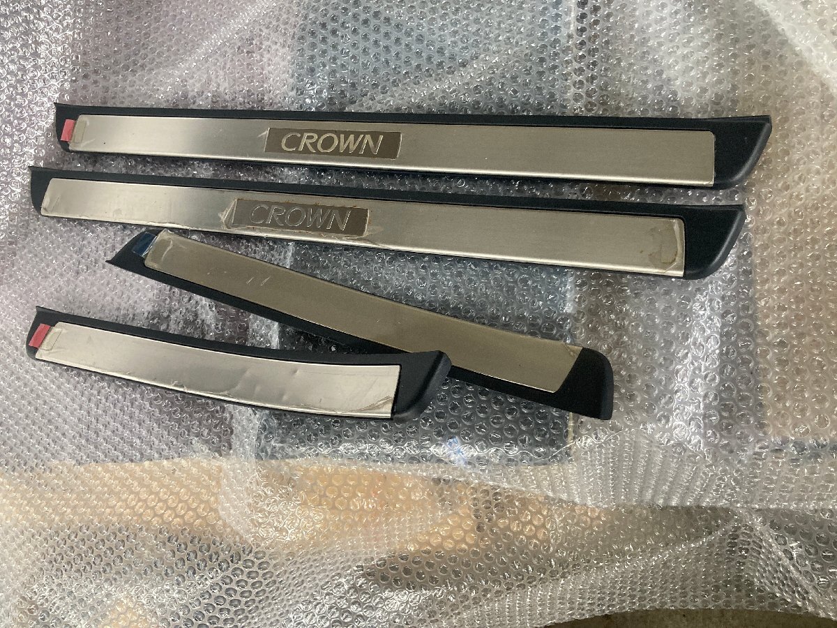 2007年 トヨタ クラウン ロイヤルサルーン GRS180 スカッフプレート キッキングプレート 1台分 8923拍卖