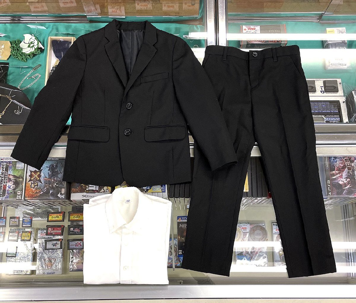 COMME CA ISM キッズセレモニーセットアップ ブラック 120A ジャケット(98-05GT11) ロングパンツ(98-05PT11) コムサイズム拍卖