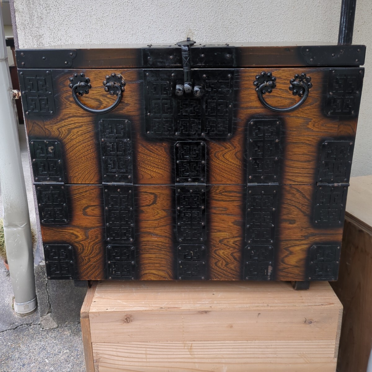ビンテージ バンダジ 時代箪笥 古家具 木製 金具 小箪笥 物入れ 飾り棚拍卖