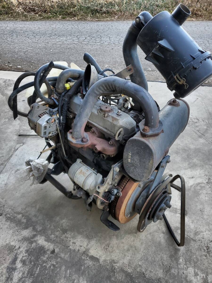 中古エンジン イセキ E3CE コンバイン トラクター 拍卖