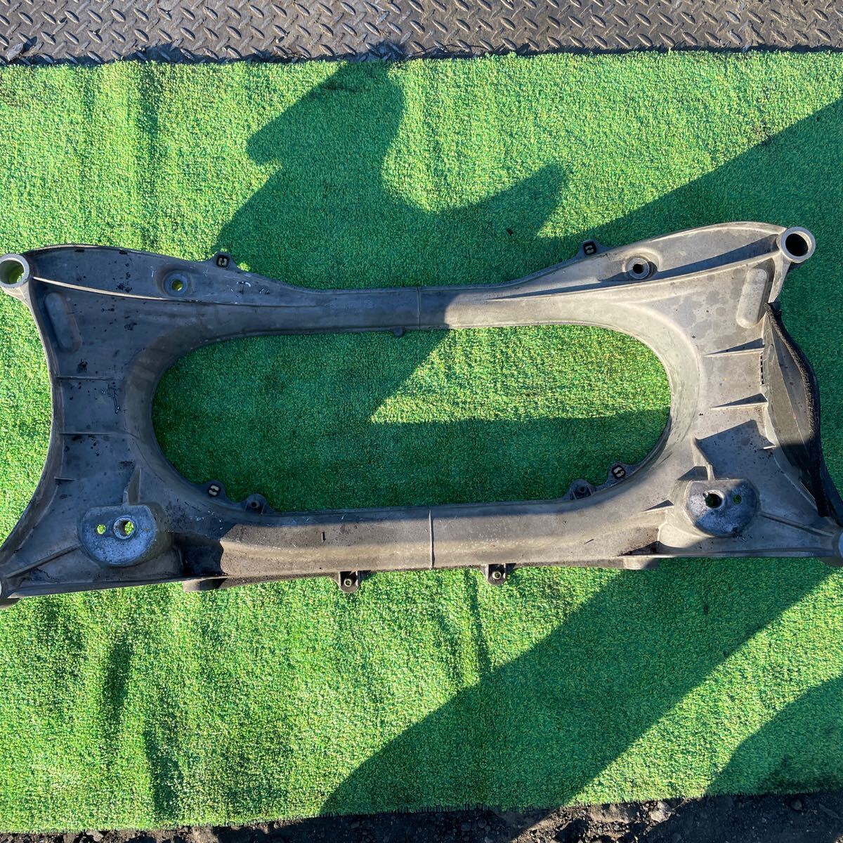 ■クラウン ハイブリッド●フロントサスペンションメンバー 2WD 2GRFSE□DAA-GWS204/GRS200/GRS202/GWS204拍卖