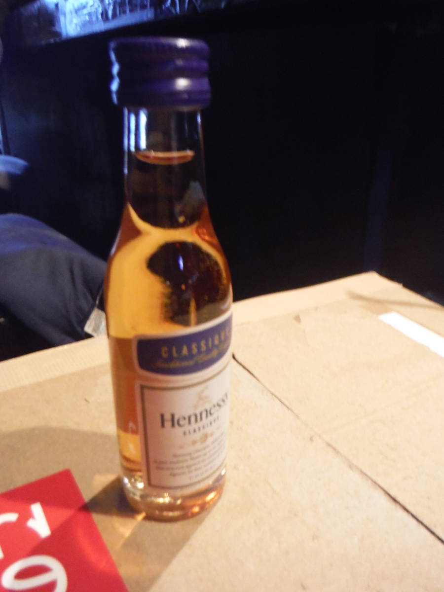ヘネシー クラッシック ミニボトル 30ml コニャック ブランデー拍卖