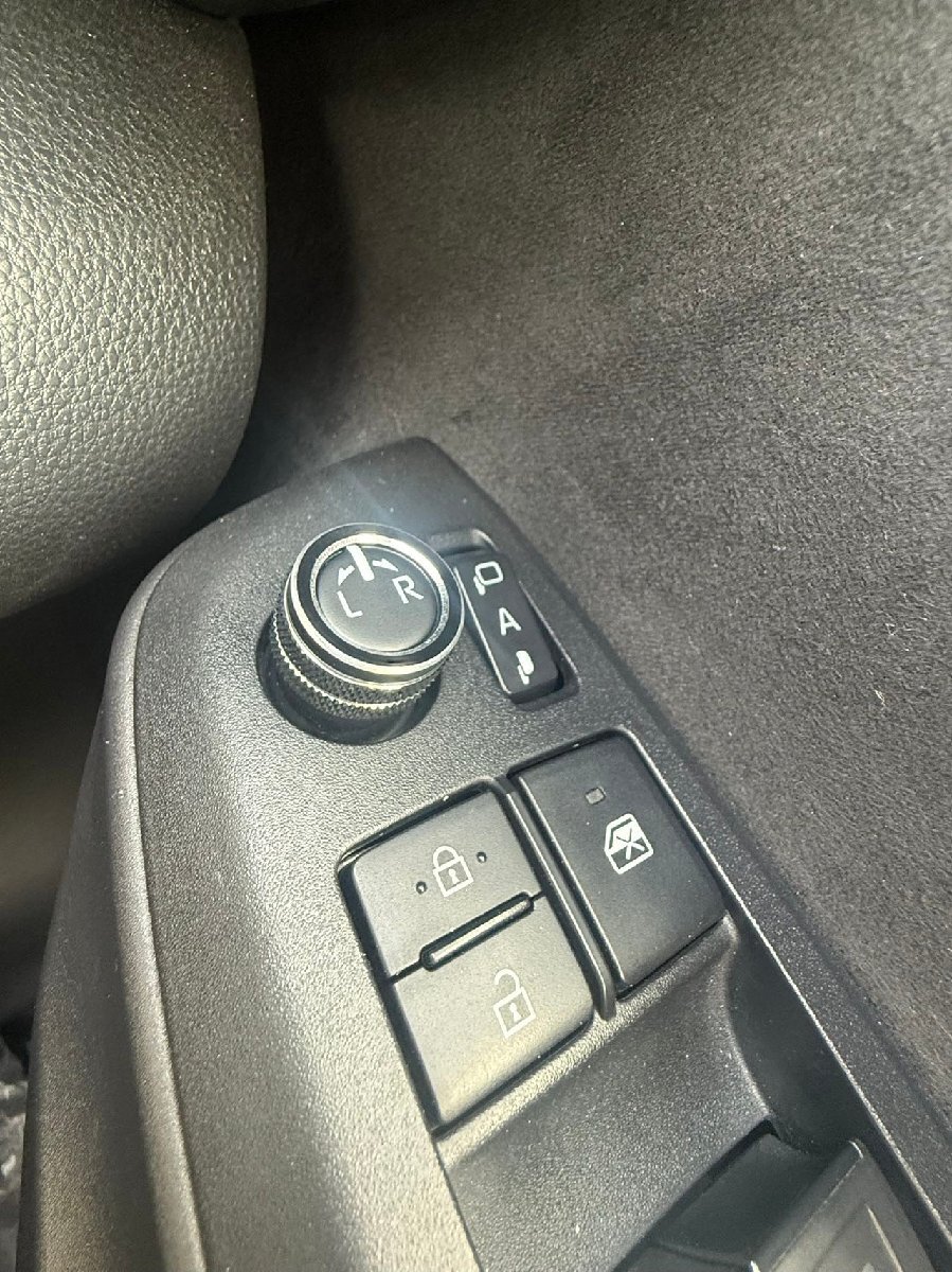 デザイン性UP♪ ドアミラー スイッチ カバー 黒 スバル BRZ ZD8 R S カップカー ベーシック アニバーサリーリミテッド Bタイプ拍卖