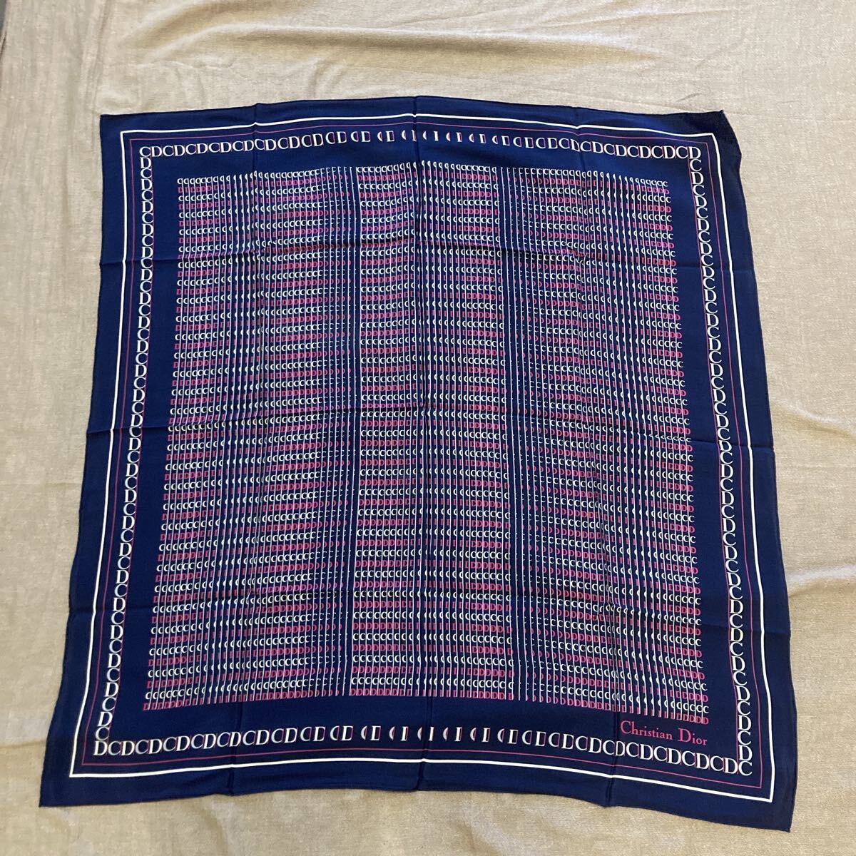 美品 Christian Dior ディオール ヴィンテージ 大判シルクスカーフ拍卖
