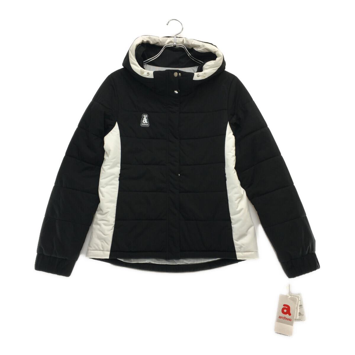 coco 未使用品【値下げ】 アルチビオ archivio レディース ジャケット 40(L) 黒 ブラック フード付き 中綿 銀色裏地 109292拍卖