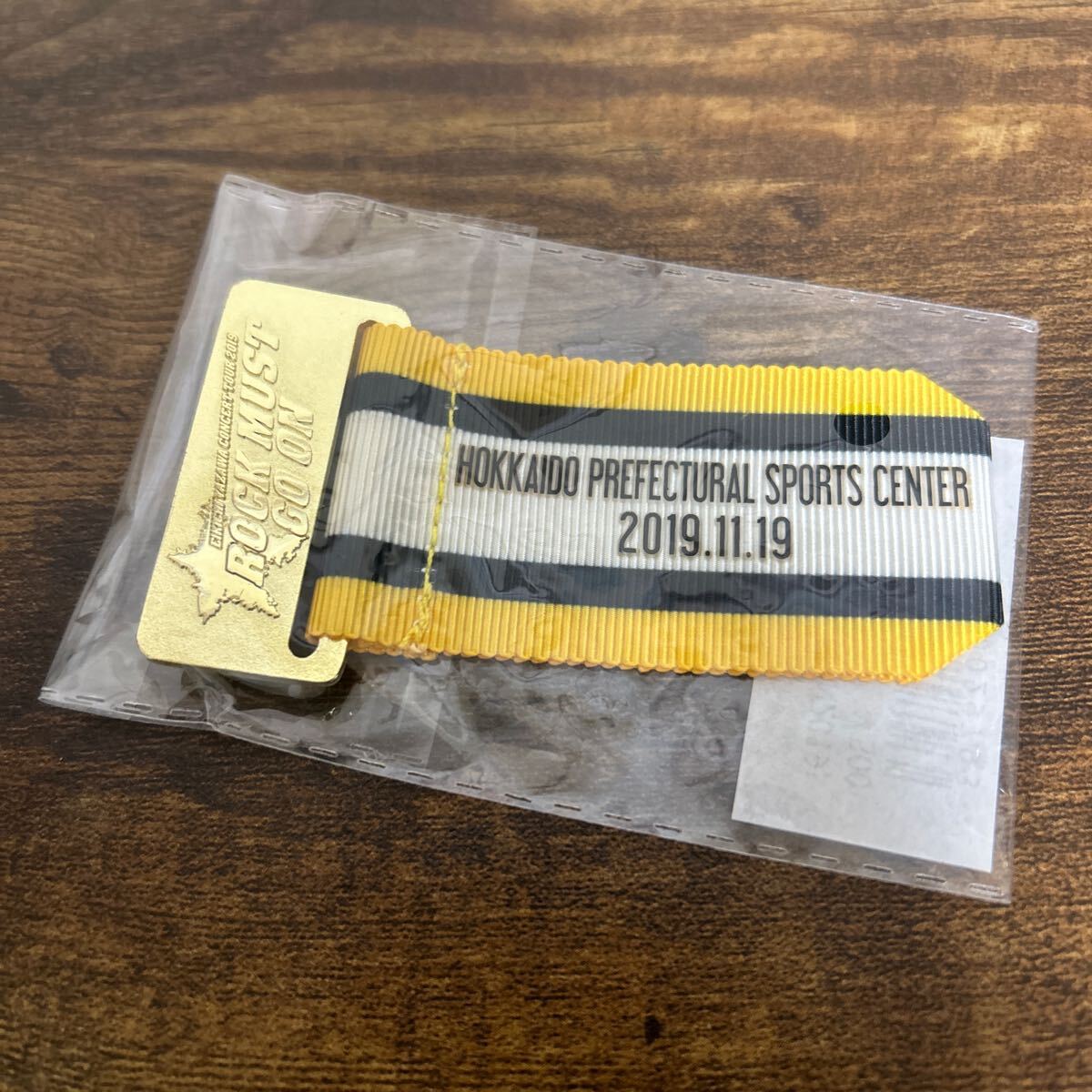 ★激安★ 新品 当時物 矢沢永吉 オフィシャル YAZAWA レア 入手困難 会場限定 ピンバッジ ROCK MUST GO ON 2019拍卖