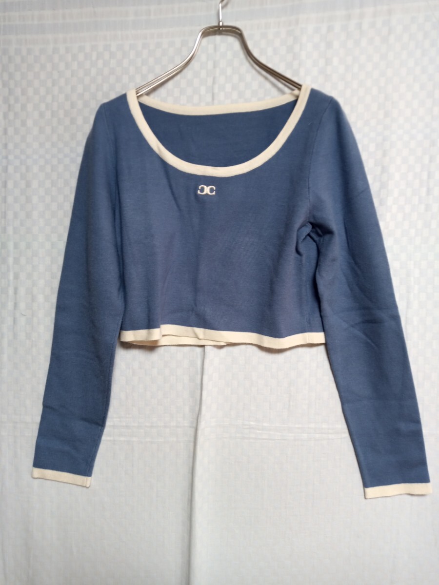 10758 ★★ Chico ショート丈長袖トップス 未使用品拍卖