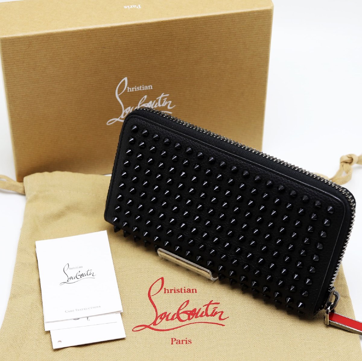 中古品 クリスチャンルブタン ラウンドファスナー長財布 パネトーン スパイクス ブラック カーフレザー 1165044 CM53拍卖