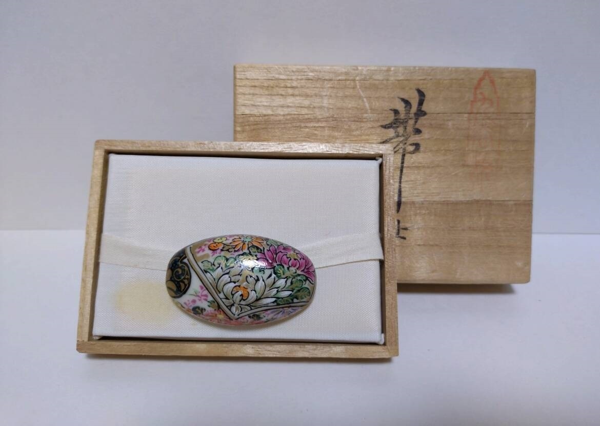 Ж 九谷焼 泉八 帯留め Ж 九谷焼き 陶製 九谷拍卖