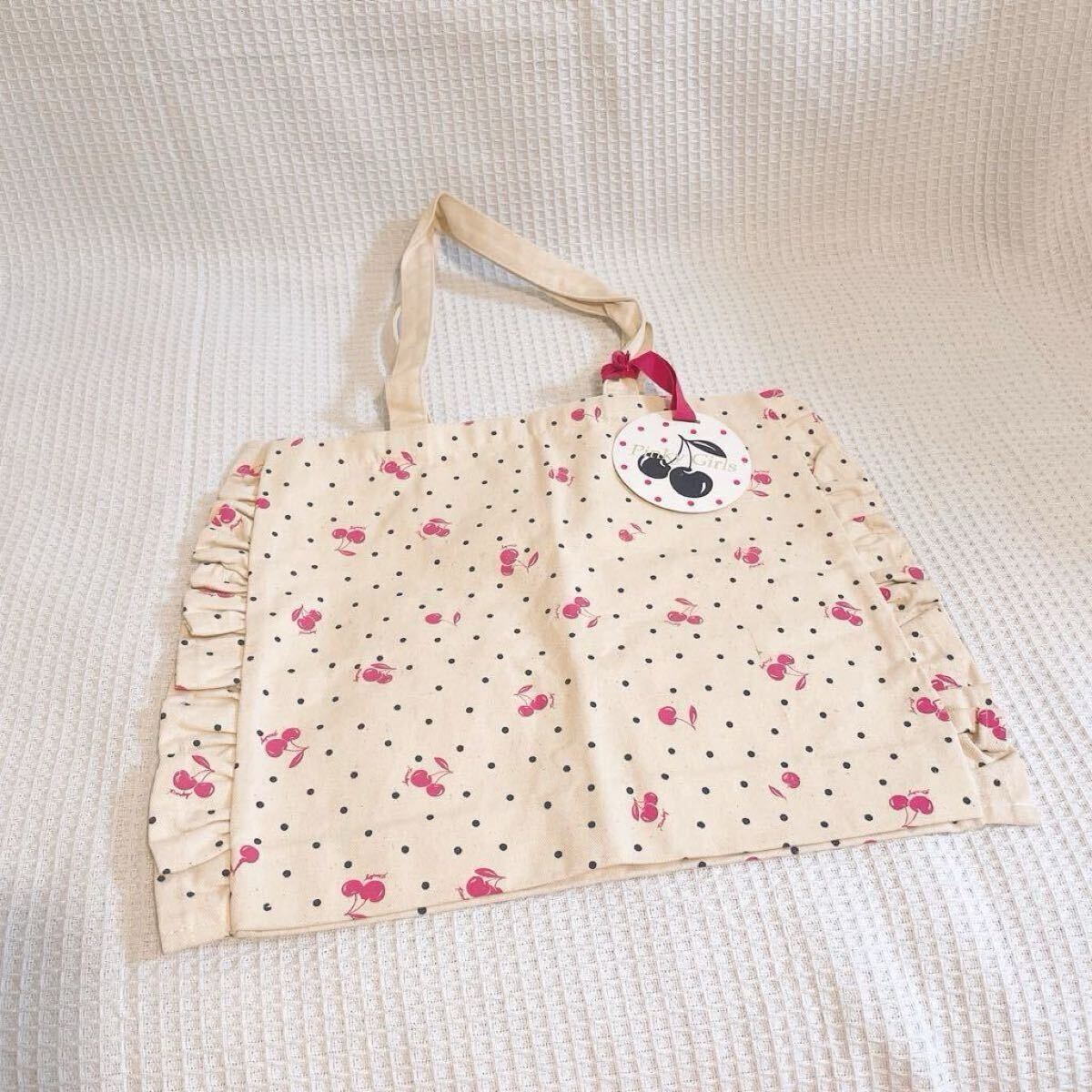 新品レッスンバッグpinky girlsピンキーガールズ エコバッグ総柄トートバッグ チェリー さくらんぼ フリル体操服ドット水玉ピンク拍卖