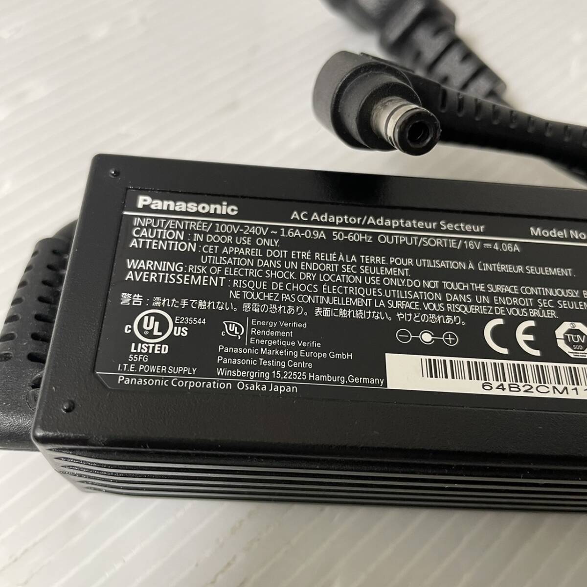 【国内発送】Panasonicパナソニック純正 CF-AA64B2C M1 (16V 4.06A) CF-SX3VEYBR 中古品です 送料込みで安心拍卖