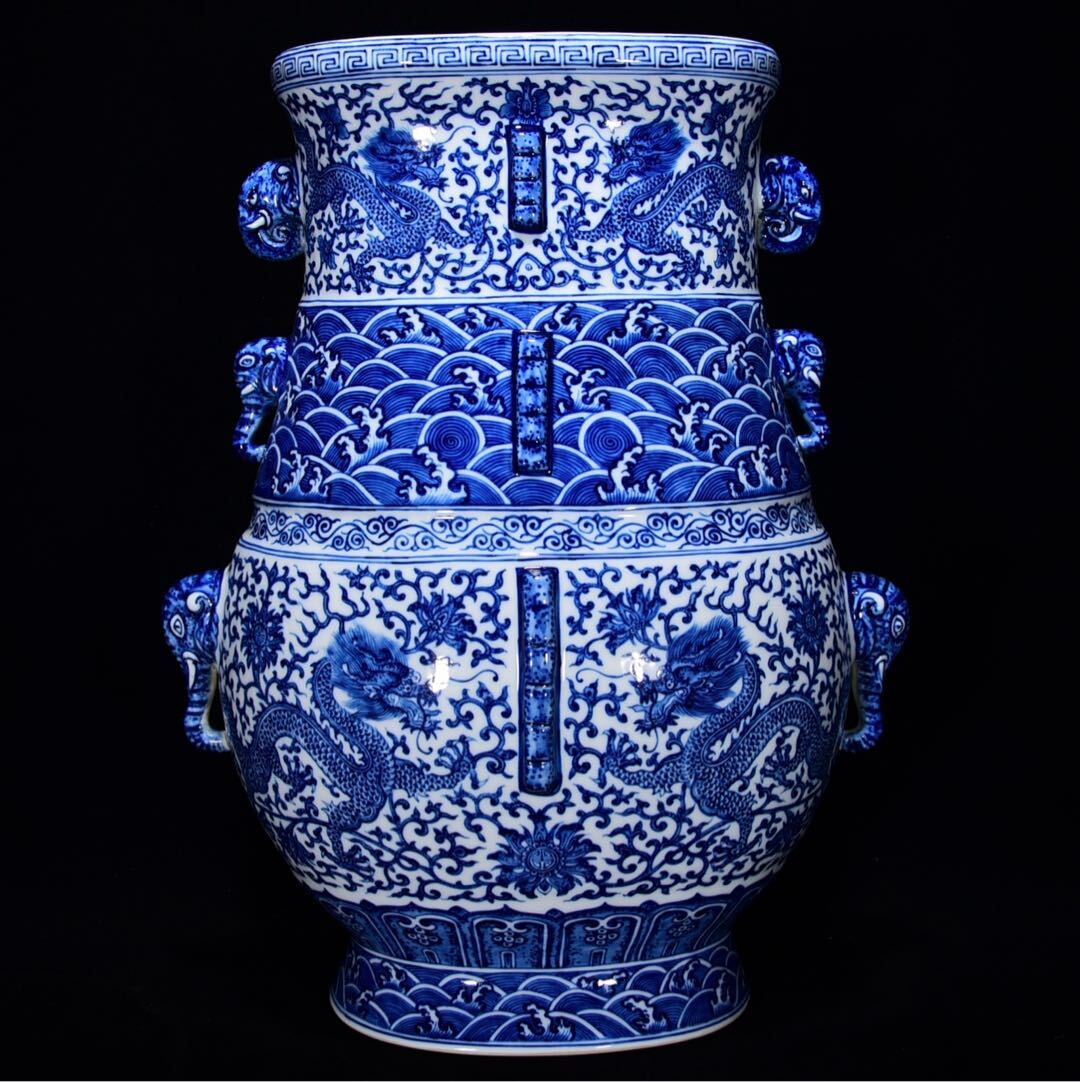 ◆旧家蔵出◆古美術 中国古玩 大清乾隆年製款 青花 纏枝蓮花 龍紋象耳尊 置物 擺件 古賞物 骨董 時代物 A06拍卖